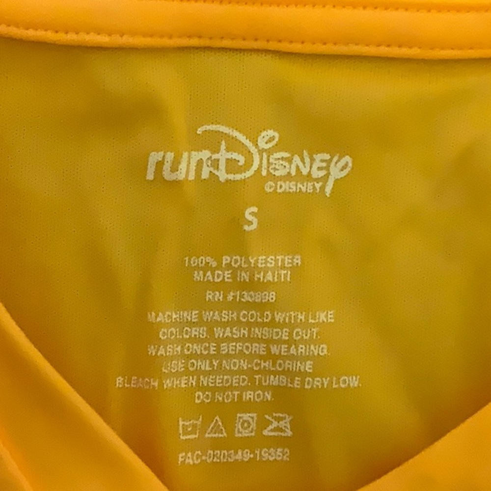 Fun Disney Shirt - Picture 5 of 6